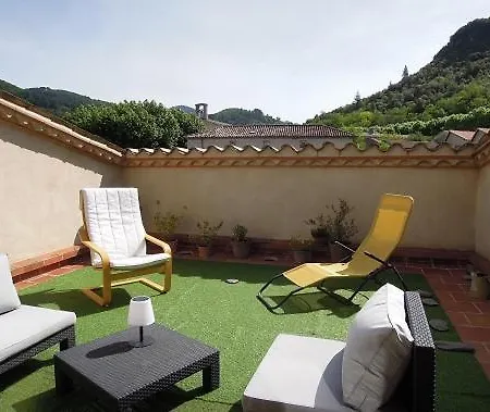 Logement De Charme Avec Terrasse *