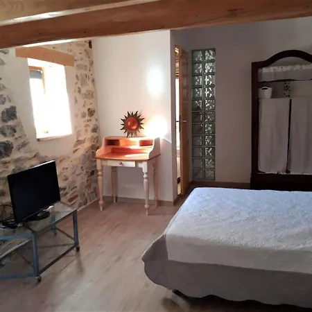 Διαμέρισμα Logement De Charme Avec Terrasse Sumène